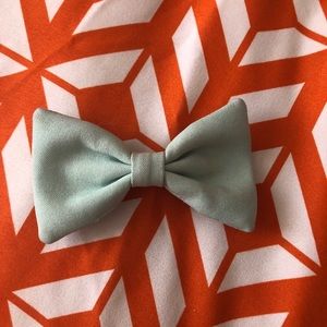 American Apparel Bow